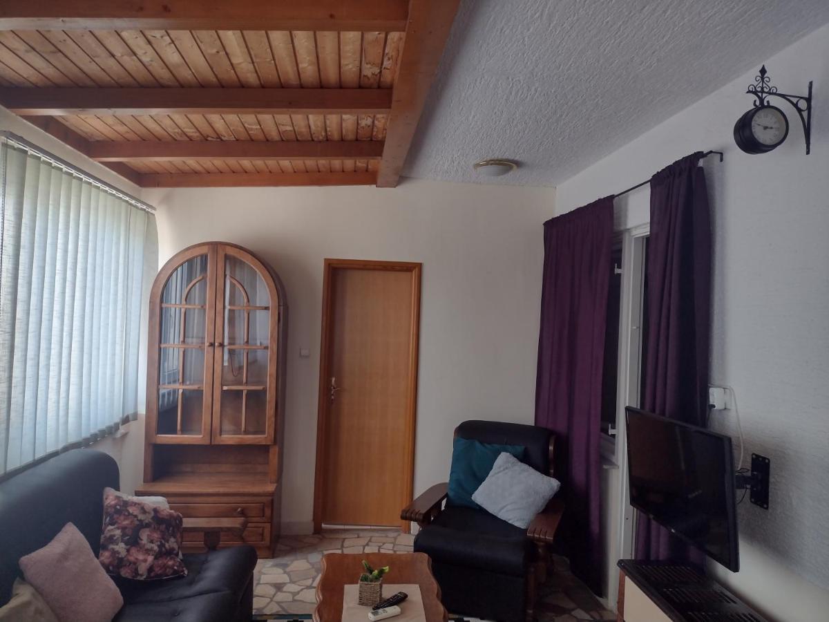 Apartments Vita Novi Vinodolski Eksteriør billede