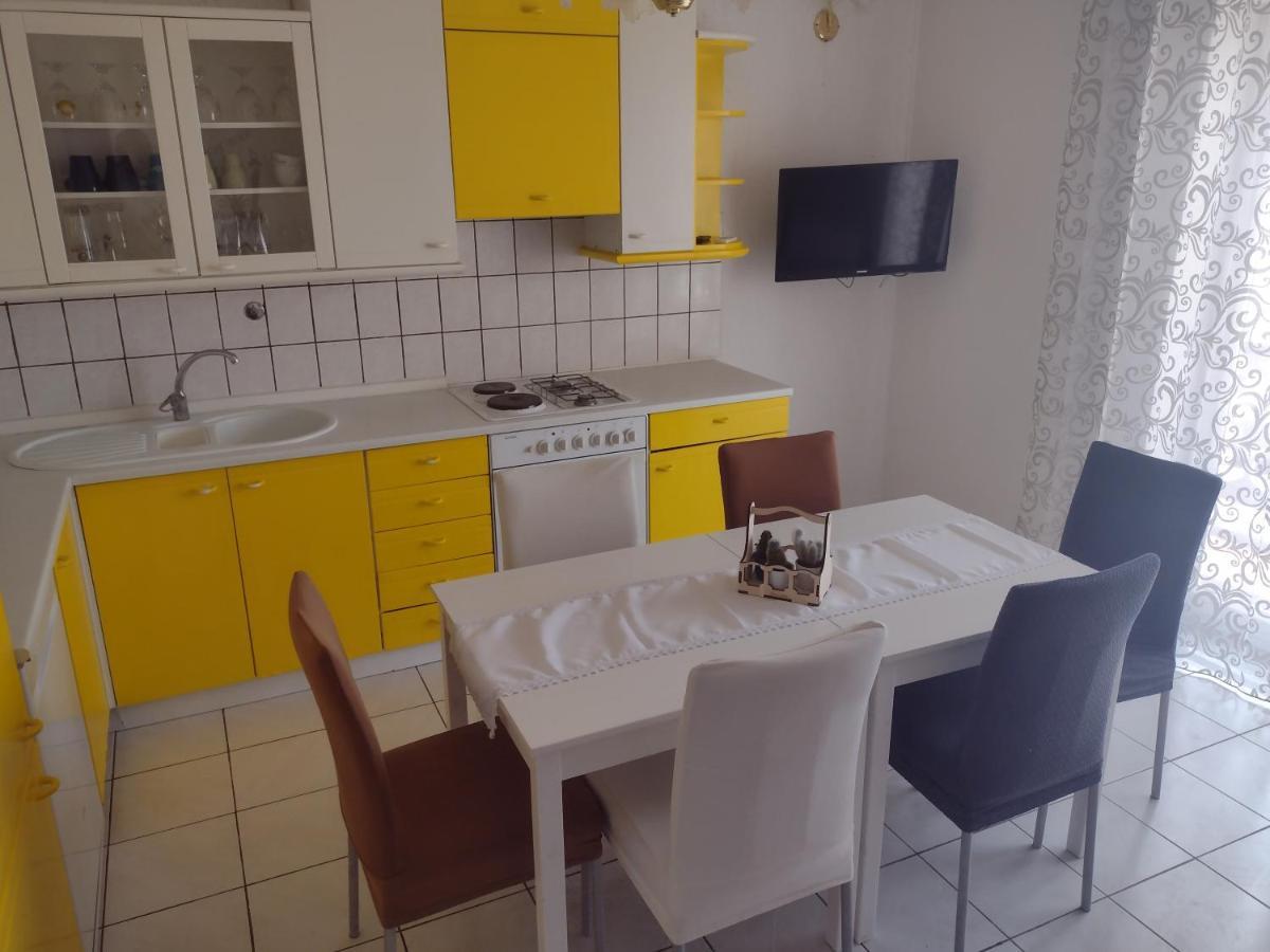 Apartments Vita Novi Vinodolski Eksteriør billede