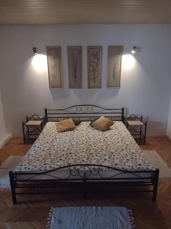 Apartments Vita Novi Vinodolski Eksteriør billede