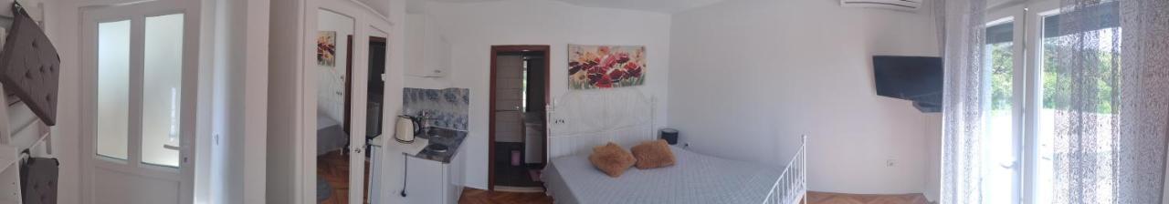 Apartments Vita Novi Vinodolski Eksteriør billede
