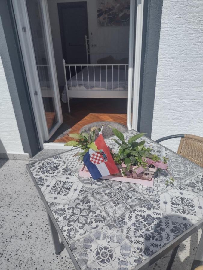 Apartments Vita Novi Vinodolski Eksteriør billede