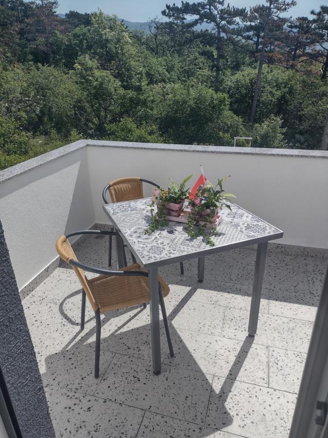 Apartments Vita Novi Vinodolski Eksteriør billede